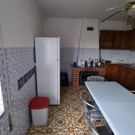 Vivenda Confortavel E Bem Localizada Entre Serra Da Gardunha E Serra Da Estrela Holiday home *